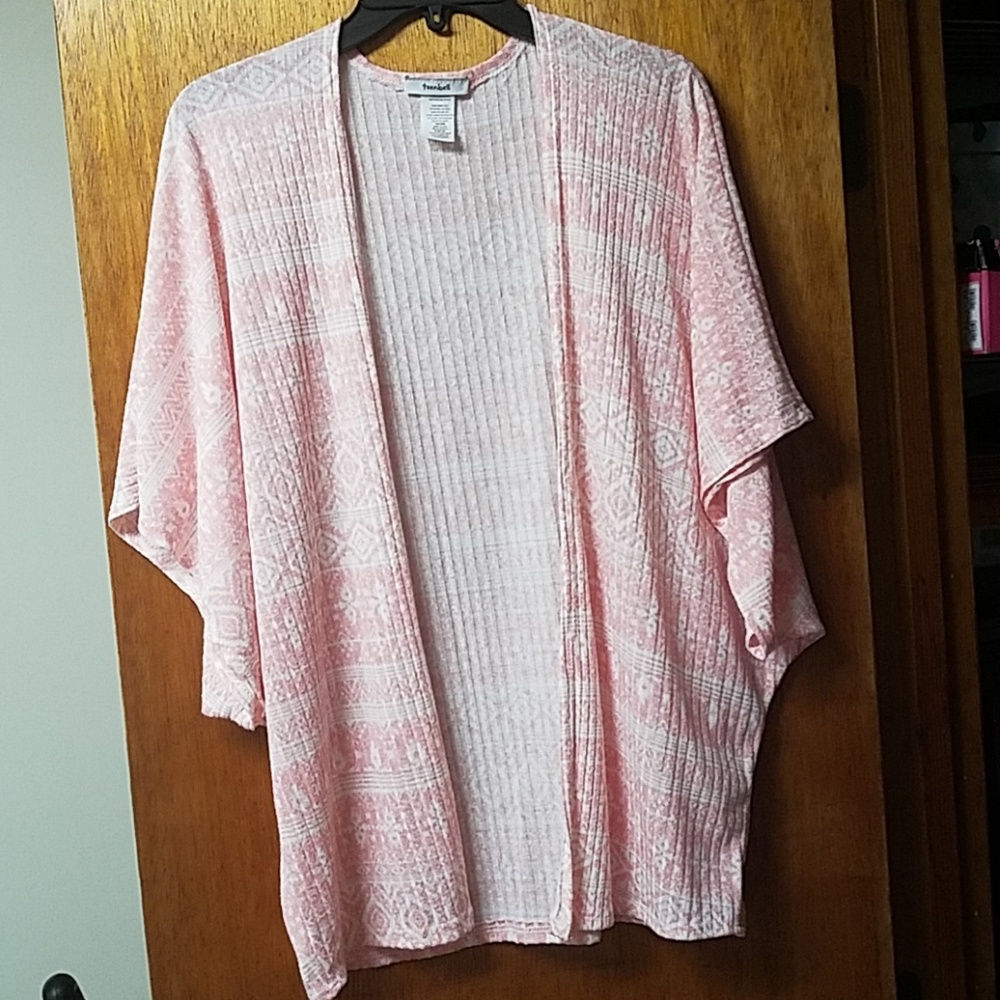 Short Sleeve Cardigan Size L